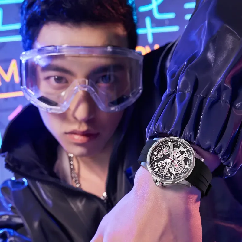 Mark Fairwhale Jam Tangan Otomatis Pria Fashion Kasual dengan Dial Warna Jam Tangan Mekanis Tali Karet Putih untuk Olahraga