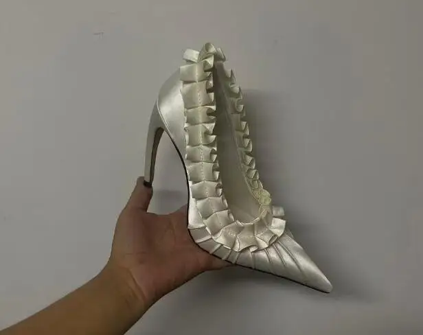 Women White Satin Ruffled Pointed Toe Shallow Pumps Pleated 9 CM Stiletto High Heel Wedding Bridal Party Dress Heeled Shoes