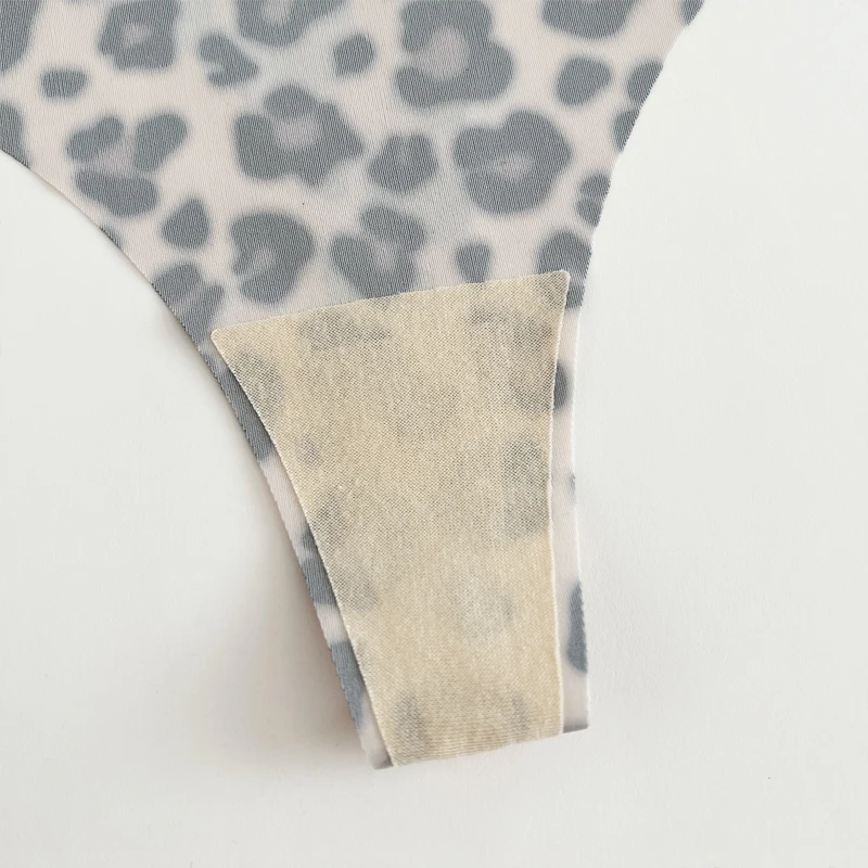 5Pcs Ice Silk Graphic Print Thongs Women's Sexy Seamless Leopard G Strings Low… - Image 5