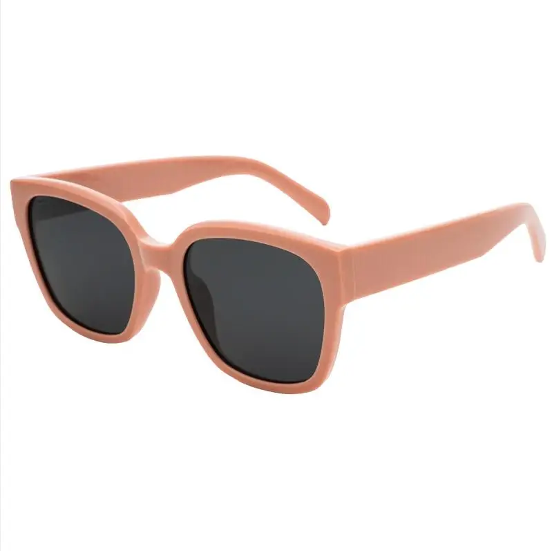 Trendy and popular sunscreen sunglasses for both men and women, high-end in ins polarized and UV resistant non gm sunglasses