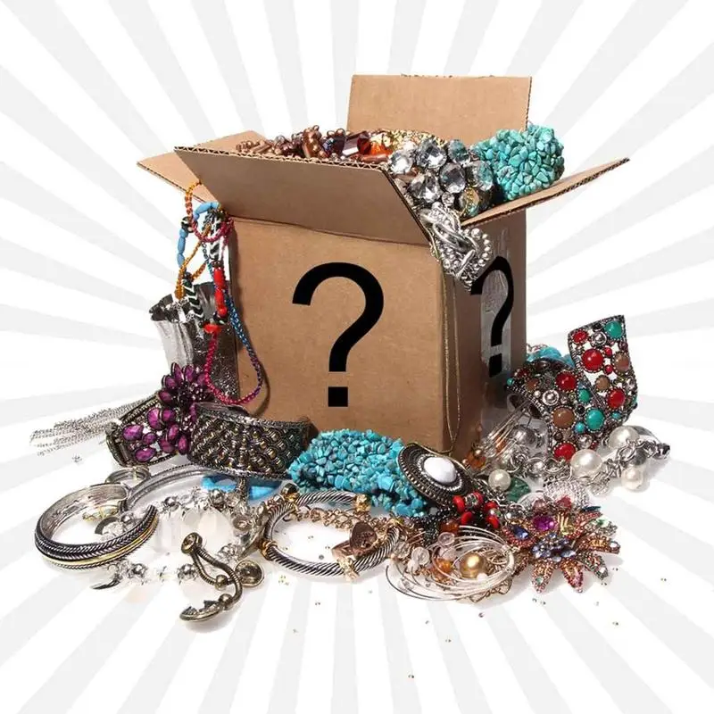 

Retro Hip-hop Women Jewelry 1/10/30/50 Pieces Surprise Necklaces Earrings Rings Small Bracelets Mysterious Birthday Gift