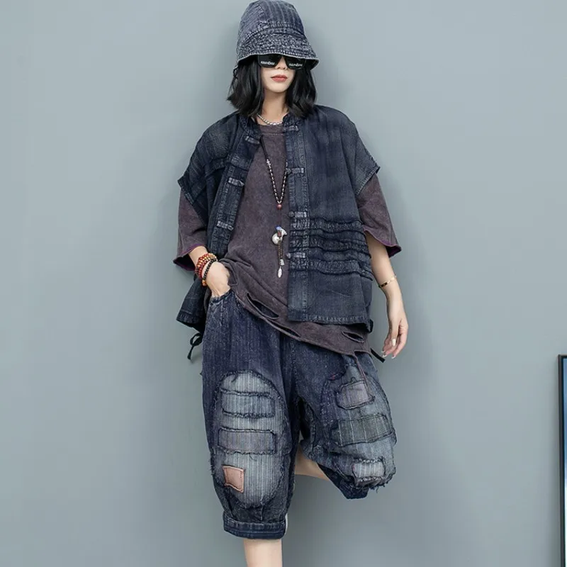 

Distressed Plain Fabric Patchwork Button Up Cardigan Side Tied Vest + Cropped Pants Two-piece Set Women 2024 Summer Xy013