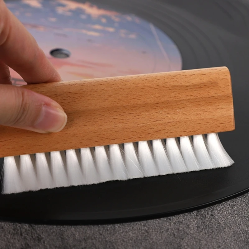 Velvets Turntables Cleaning Brush With Natural Wood Grip Vinyls Record Cleaner for Enhances Audiophiles Fidelity