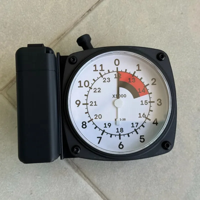 COD19 Battle COS Altimeter Accessory Military Model Night Attack Ghost High Jump Barometer