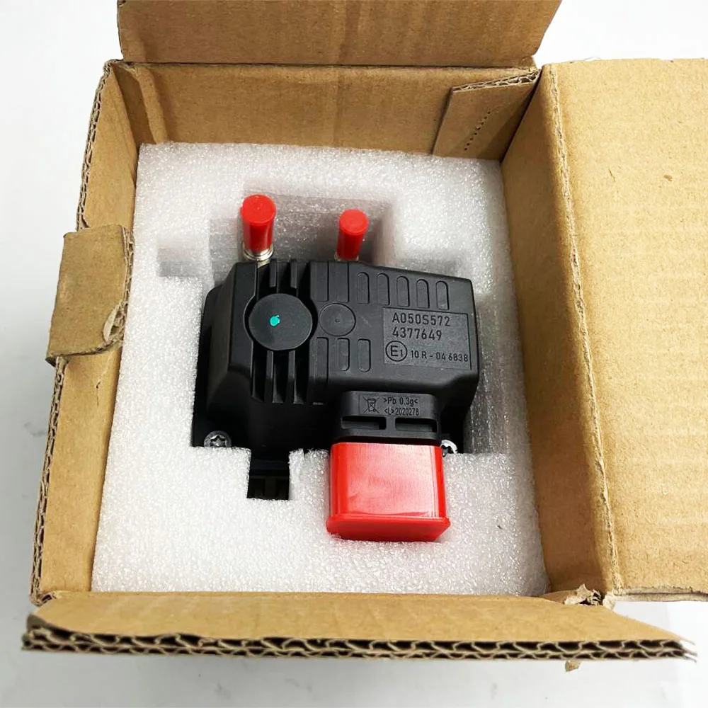 

НОВЫЙ OEM 4377649 A050S572 4377650 А050С599 5578983 Высококачественная насадка насоса модуля дозирования форсунки мочевины AdBlue для двигателя Cummins