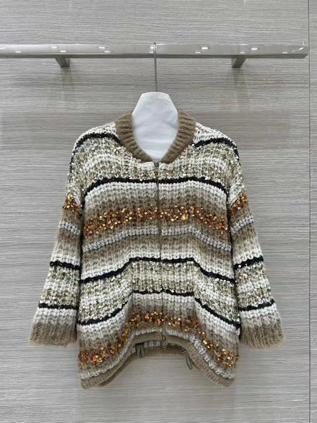 High end customized women's new embroidered bead crochet sweater