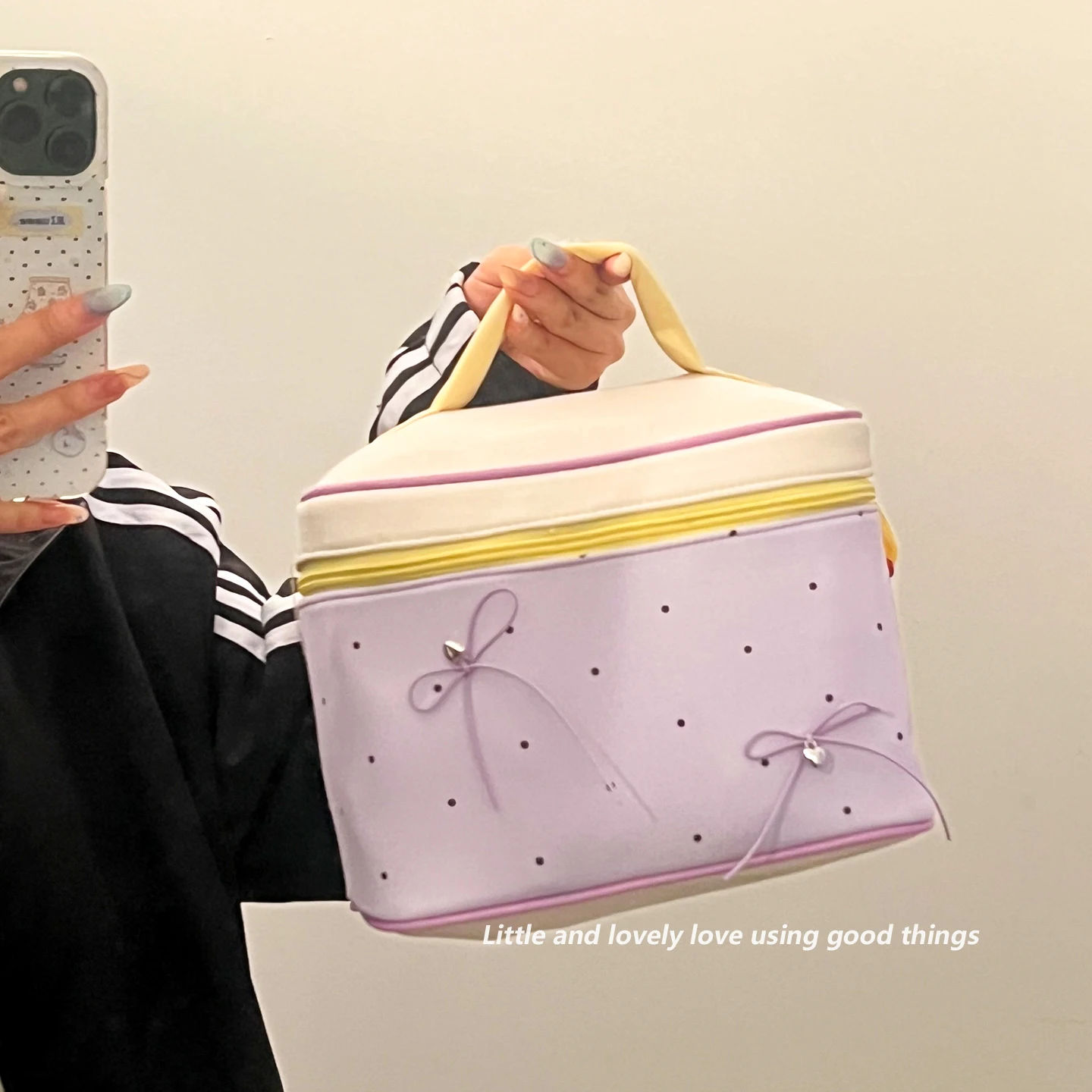 Makeup Bag For Women 2025 New High-end Large Capacity Portable Outdoor Portable Travel Skincare Product Partition Storage Bag