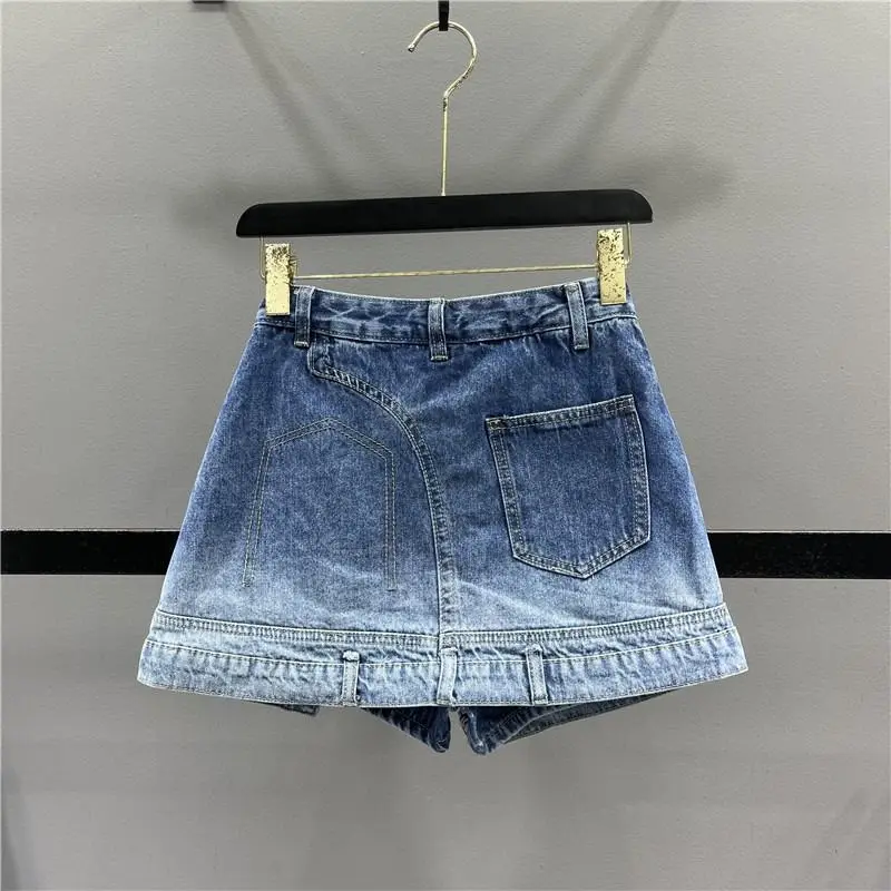 stitching, contrasting colors,  A-line denim short skirt pants, new fashion half skirt trend for women in summer 2023