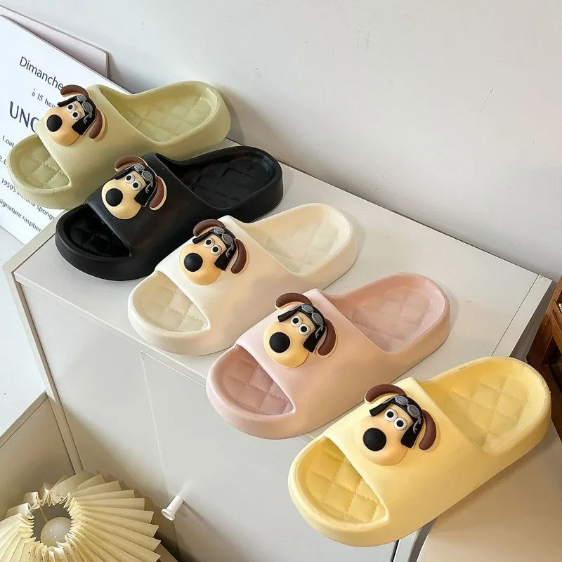 New Wallace & Gromit is a lovely couple at home and in the bathroom with non-slip slippers that can be worn over beach sandals.