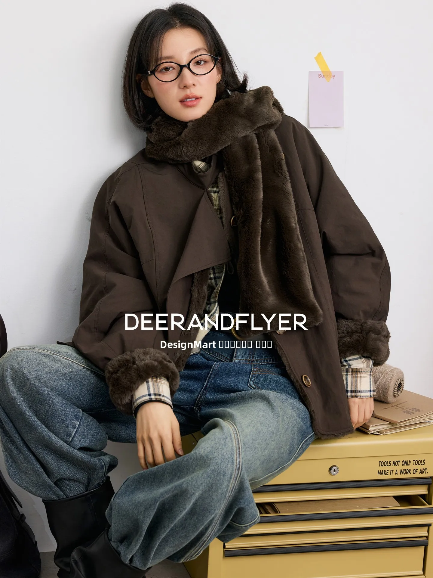 

Пальто-шаровары для женщин Browny Squirrel "Bask" 750г с воротником из кроличьего меха и коричневым шарфом 7243, винтажное, для повседневной носки