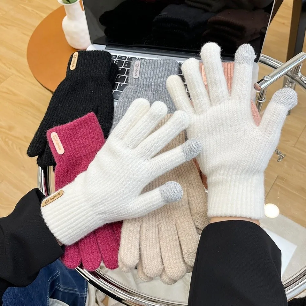 قفازات محبوكة عصرية مقاومة للبرودة، قفازات كاجوال مقاومة للرياح تعمل باللمس تحافظ على الدفء في الشتاء #1