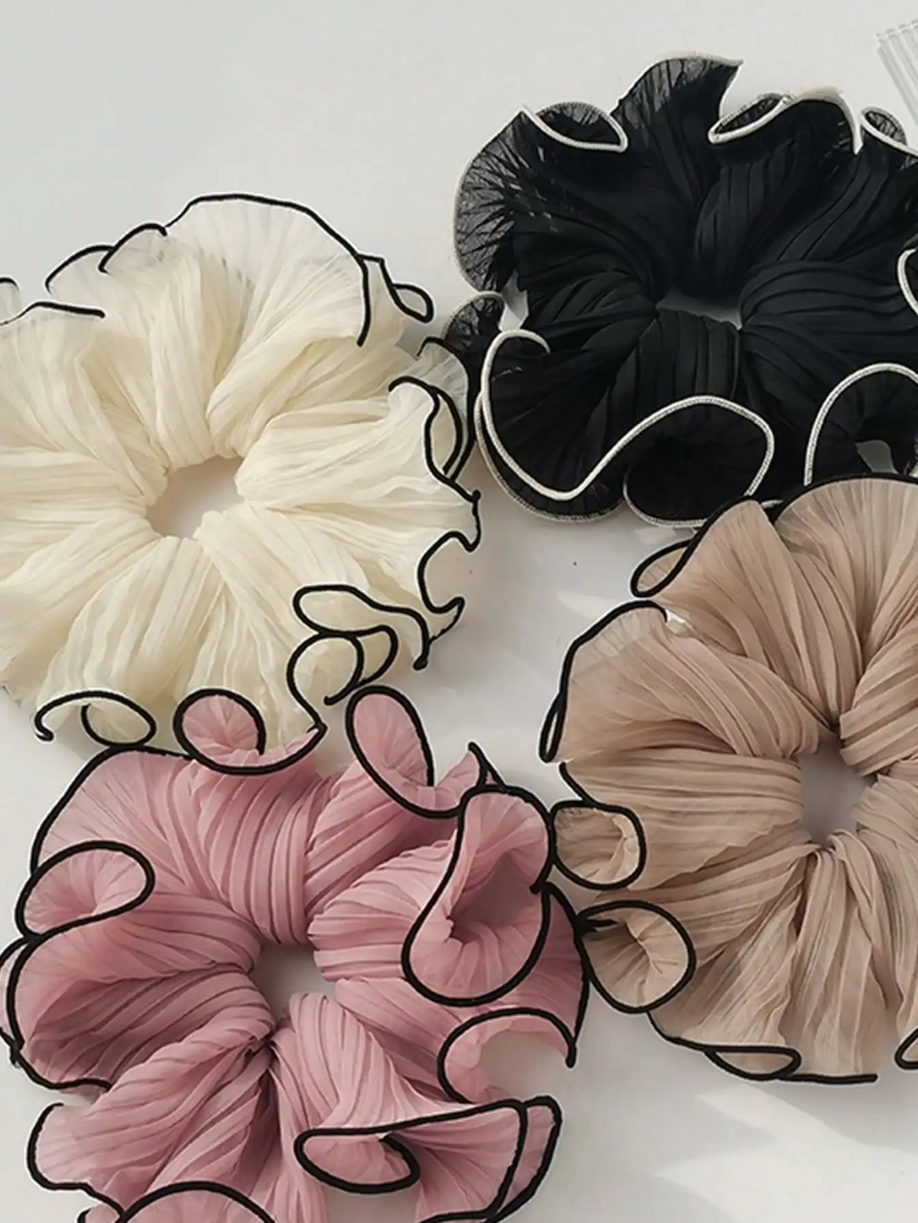 

4Pcs Chiffon Lace Bow Hair Scrunchies, French Style Elegant Hair Ties For Daily Travel Holiday Gifts For Women