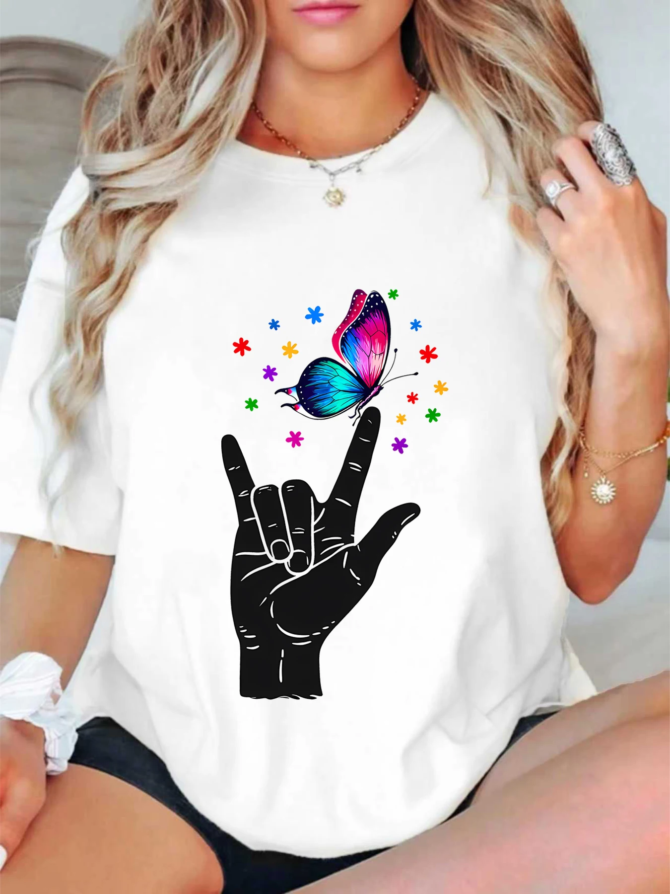 【ZXH11441】Finger butterfly print plus size women's round neck summer casual short sleeved street fashion versatile T-shirt