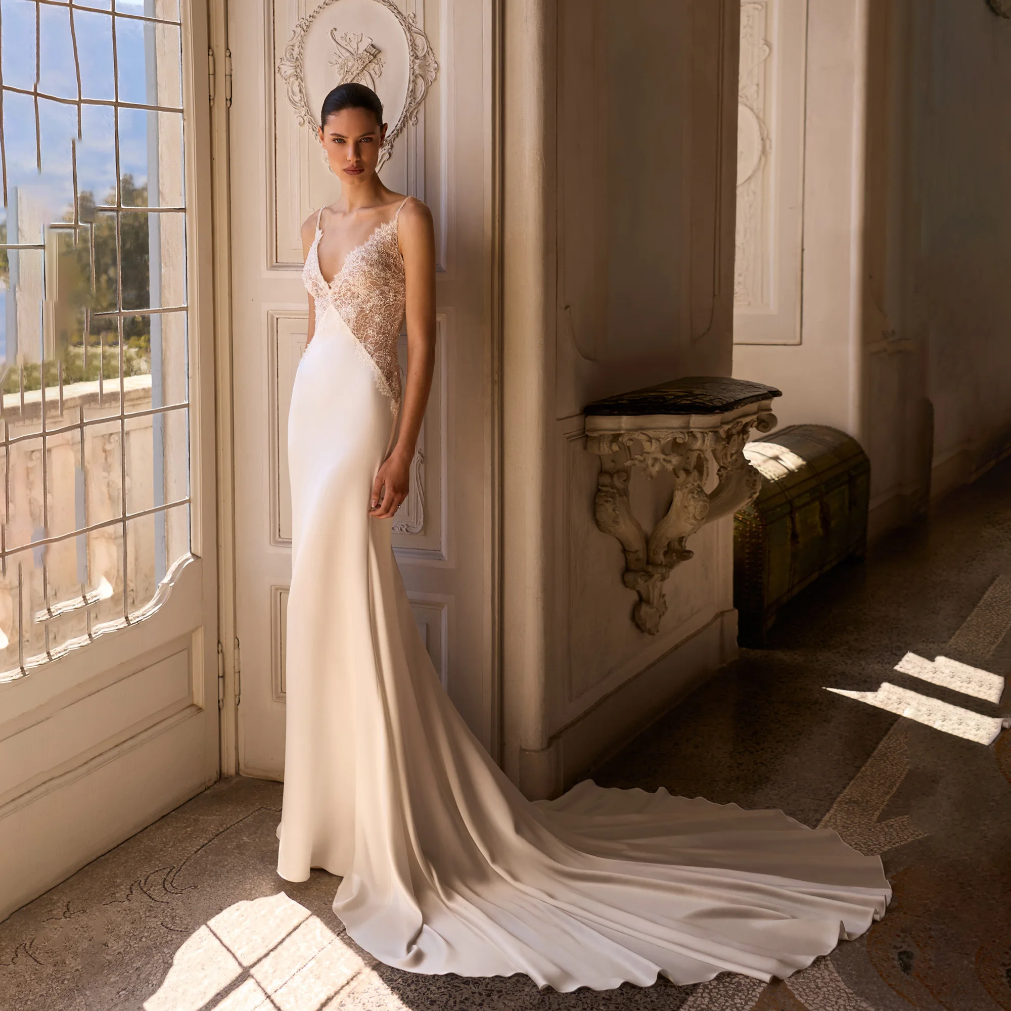 Elegant Mermaid Bridal Gown Spaghetti Straps V Neck Lace Bodice Satin Wedding Dress Deep V Back Vestido De Novia Customized
