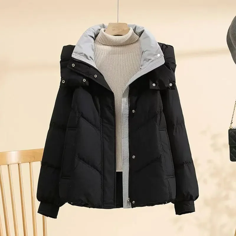 Veste rembourrée en coton pour femme, Parkas courts, nouveau manteau chaud en coton, vêtements d'extérieur à capuche, mode pain, tendance, 2025