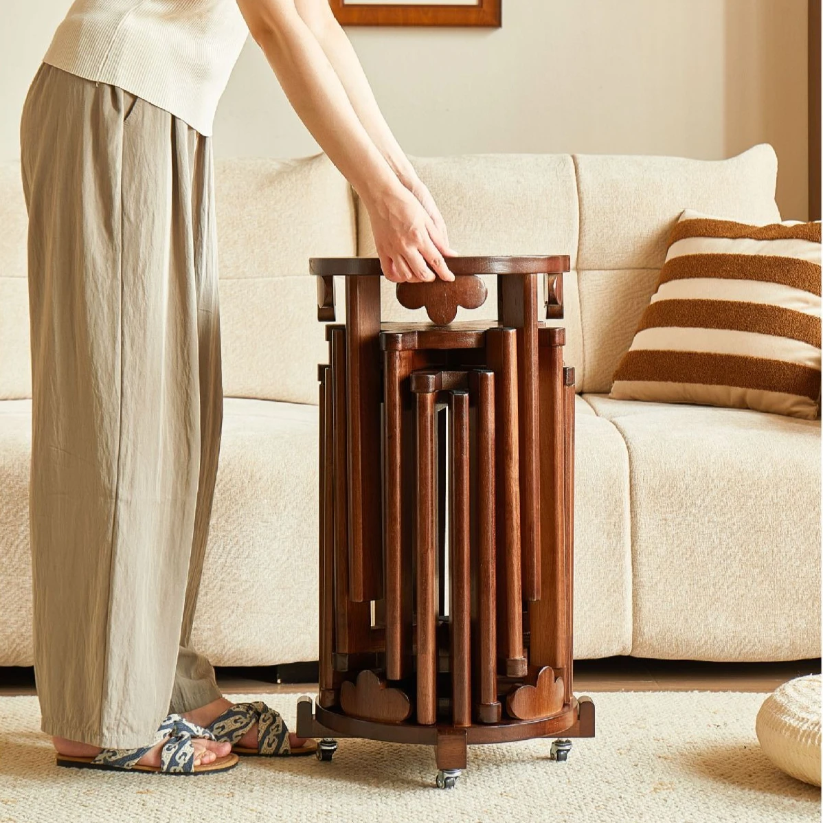 Stools, dining stools, dining room chairs, living room chairs, household coffee table stools, solid wood stackable round stools