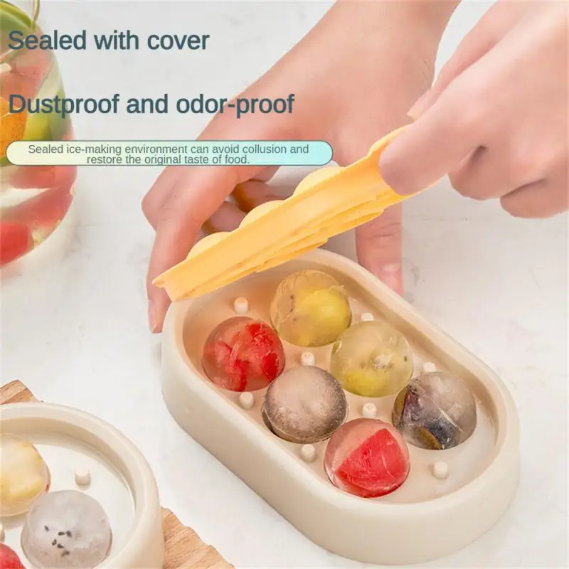 Dust-proof And Odor-proof Mold Easy To Clean Ice Maker Easy Demoulding Preferred Material Round Ice Tray Household