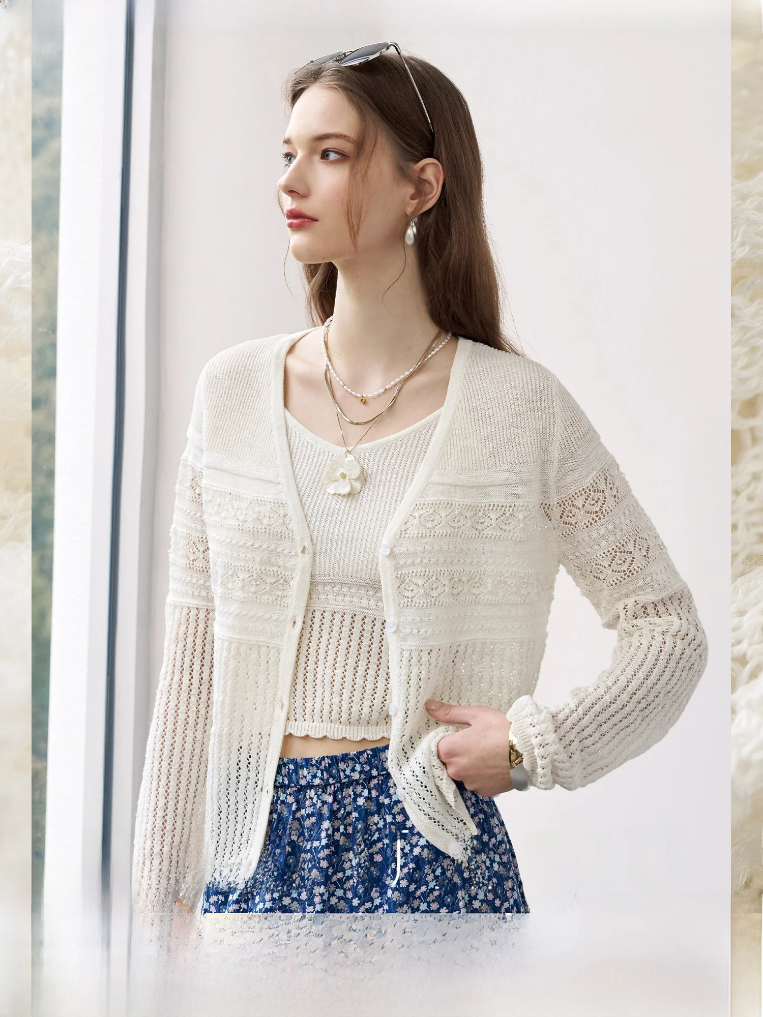 

Женский комплект из двух предметов: вязаный льняной кардиган и топ с V-образным вырезом, свободного кроя, для повседневной носки, Monica Hollow out Knitted Linen Cardigan Vest Two Piece Set Women's Top V Ne Svel Thin Loose Fit Commute Sle Pure C