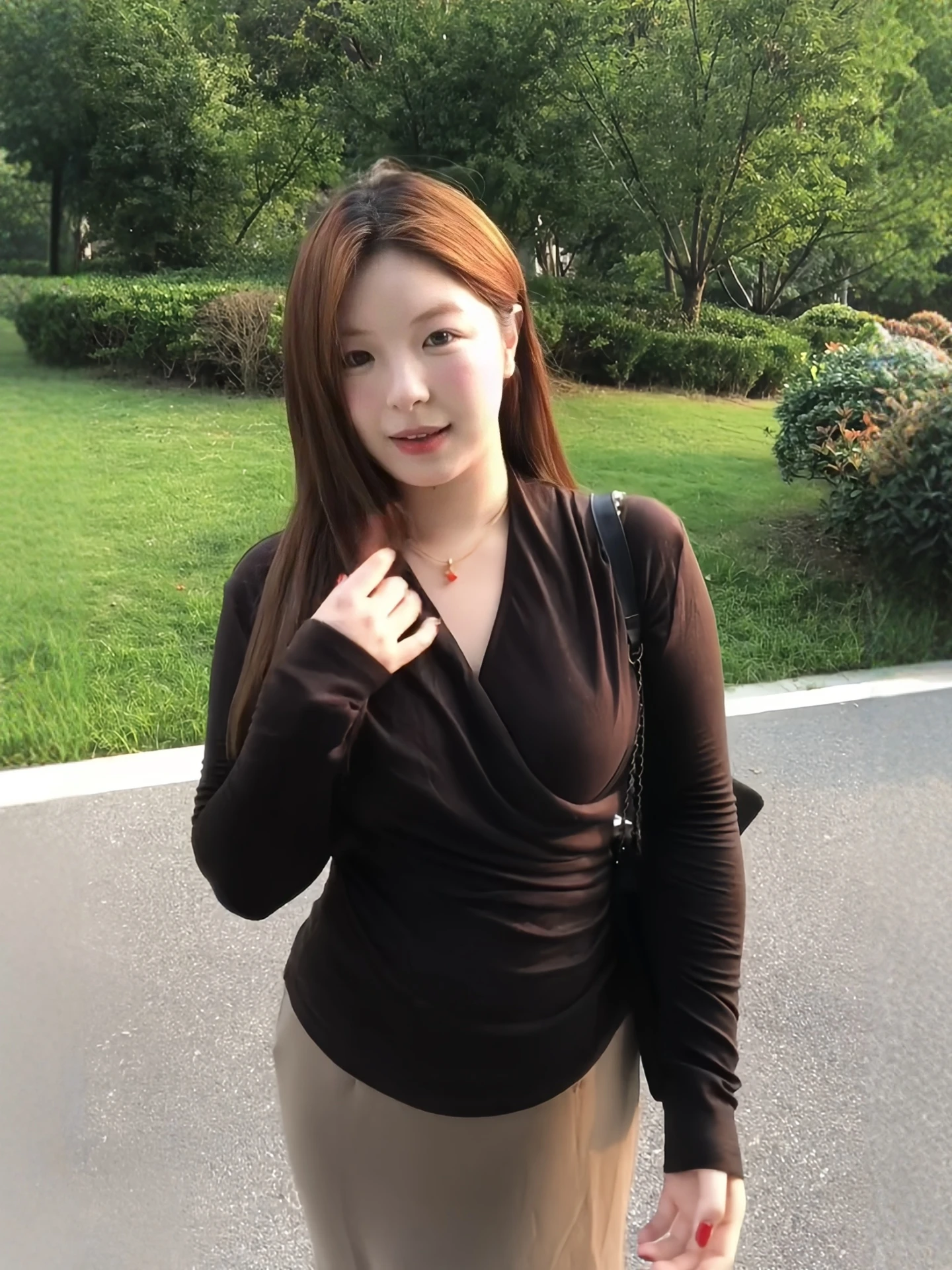 plus Size Slim Fit Long Sleeve V-Neck Women's Top Casual Style Early Autumn Trendy Unique Design Pure Desire Fashion