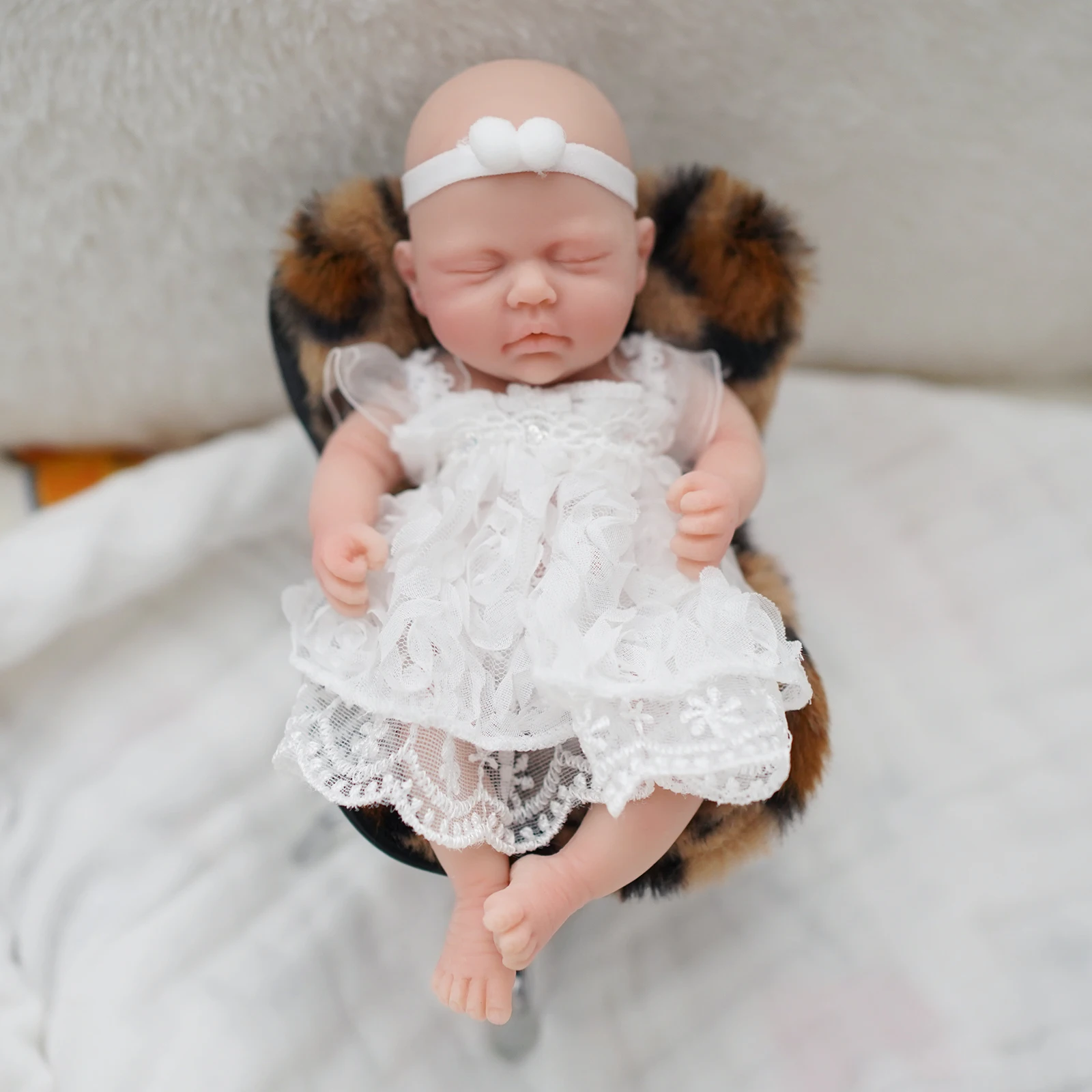 

7 Inch Lifelike Reborn Baby Doll Full Body Soft Silicone Miniature Christmas Gift Realistic Boneca Bebê Reborn