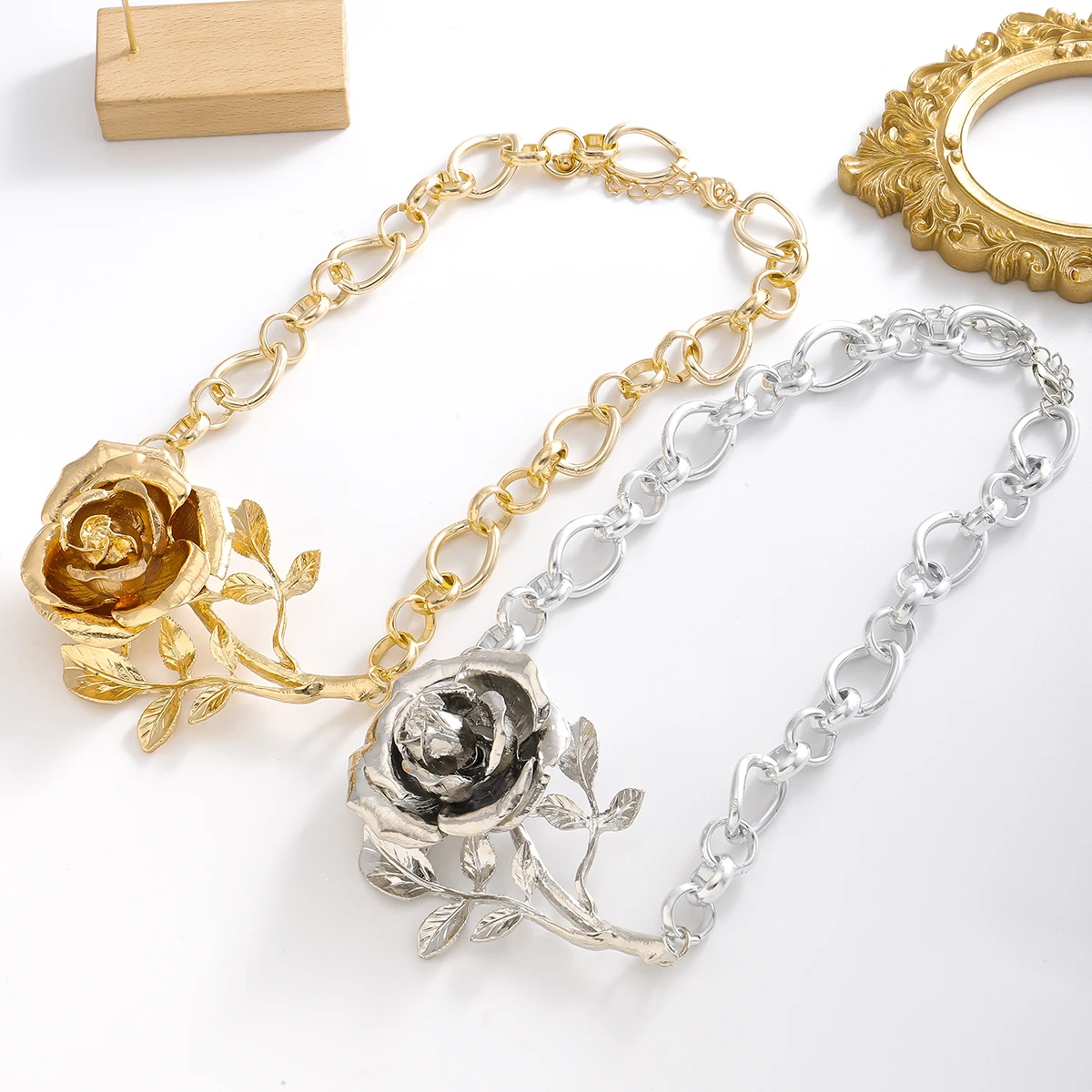 ZAA 2024 New Metal Rose Flower Shape Choker Necklace Vintage Necklace Jewelry for Women Fashion Trendy Neck Pendant Accessories