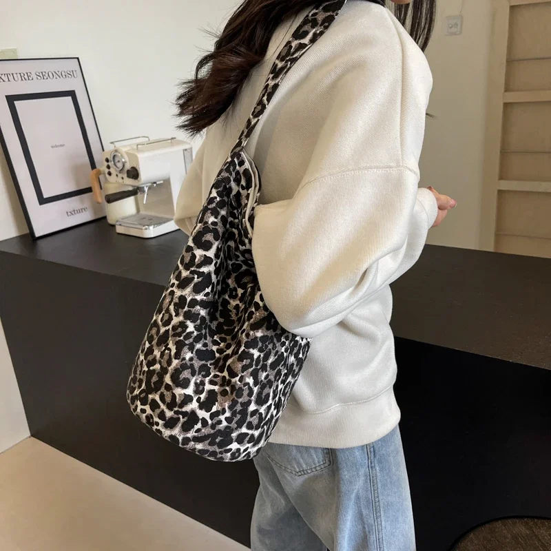 Leopard Print Shoulder Bags Hasp Basic Style Versatile Classic Style Crossbody Bags for Women 2024 Fashion Bolsas Femininas