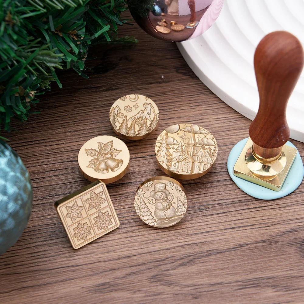 

Christmas Wax Seal Stamps Head With Handle Retro Xmas Sealing Wax for Decorating Envelopes Invitations Gift Card Christmas Craft