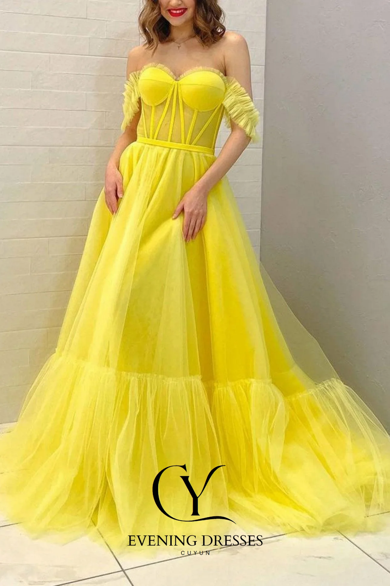 فساتين سهرة على شكل قلب أصفر من CUYUN مكشوفة الكتف من التل الناعم فستان رسمي مخصص للنساء فستان حفلات فاخر للولائم