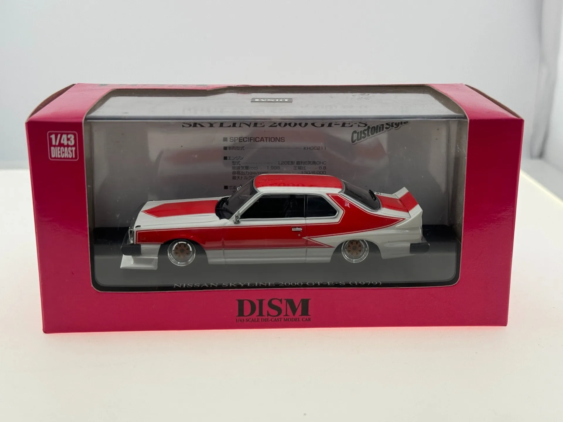 

Diecast 1/43 Scale DISM Qingdao Social Biker Series Skyline 2000 GT-E. Alloy Car Model Collectible Toy Gift Souvenir Display