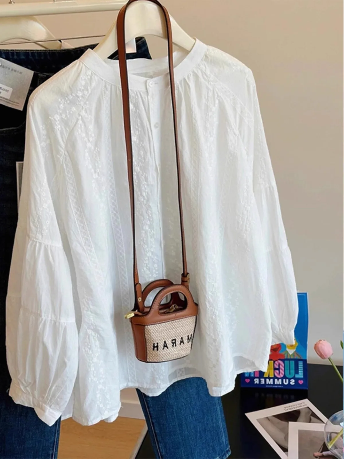

Large Size 300 Pou White Embroidered Chiffon Long Sve irt Women's Autumn Winter High-End Bubble Sve Doll irt