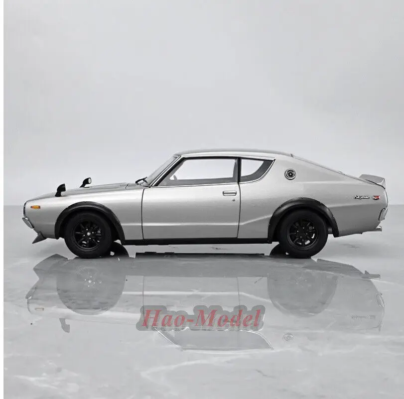 Autoart 1/18 For Nissan skyline 2000 GTR KPGC110 Metal Diecast Model Car Simulation Toys Birthday Gifts Hobby Display Collection