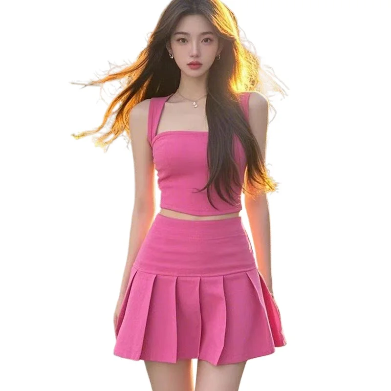 

Top Women + Skirt Set, Rose Red Suspender Vest Temperament Commuter Spice Girl Shorts Small Suit Skirt Solid Color Age Reduction