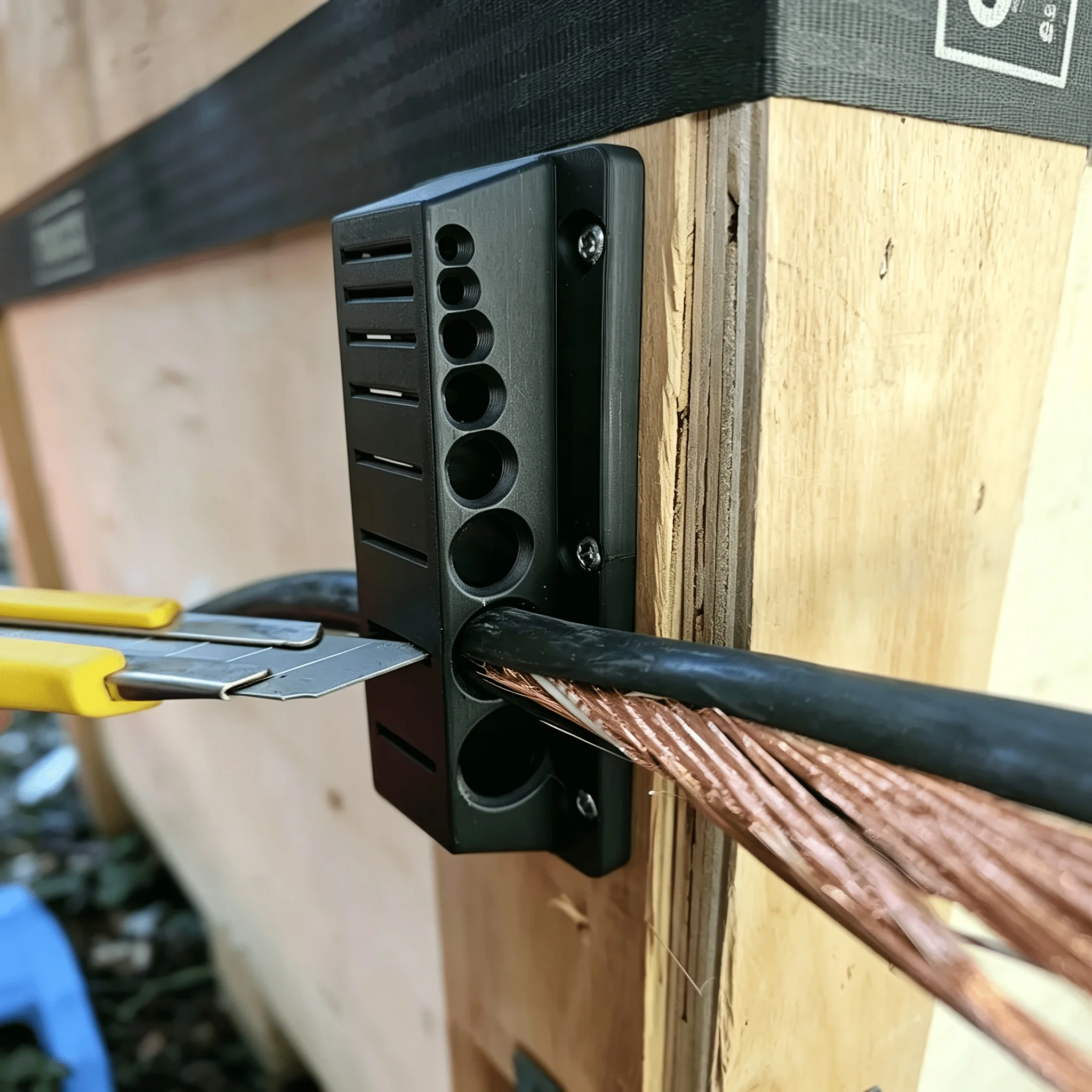 A Multi-model Wire Stripper and Cable Holder, Wire Stripping Pliers Compatible with 3mm to 19mm Wires, for Easy Wire Separation - view 2