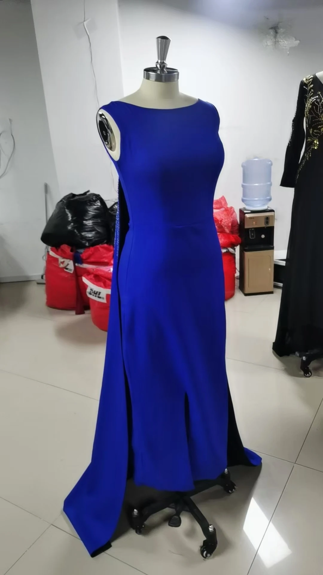 

Oisslec Prom Dress Elegant Vintage Sexy Sweet Blue Beads Backless Slit Customize Formal Occasion Prom Dress Evening Party Gowns