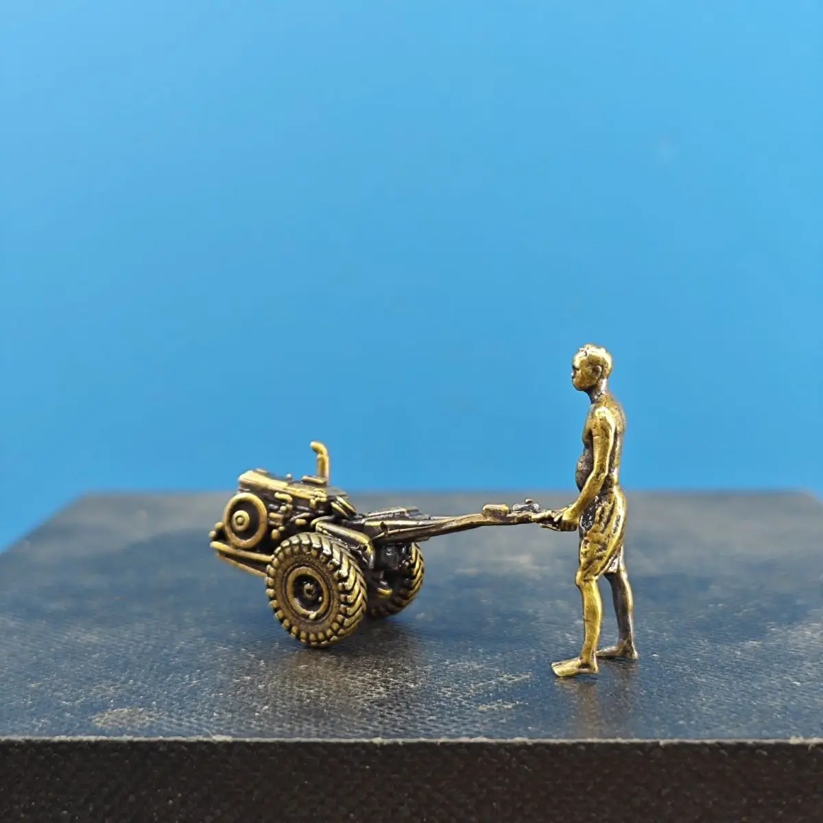 Brass Modern Farmer Driving Tractor Plowing Field Doll Model Miniature Landscape Artificial Hill Bonsai Fish Tank Decorative