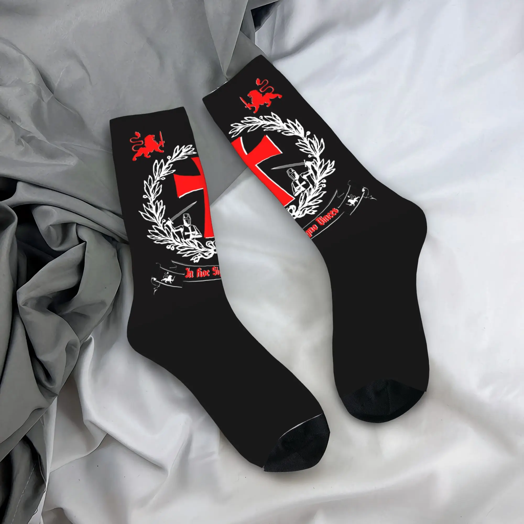 

Custom Knights Templar In Hoc Signo Vinces Socks Stretch Summer Autumn Winter Cross Deus Vult Ordre du Temple Crew Socks