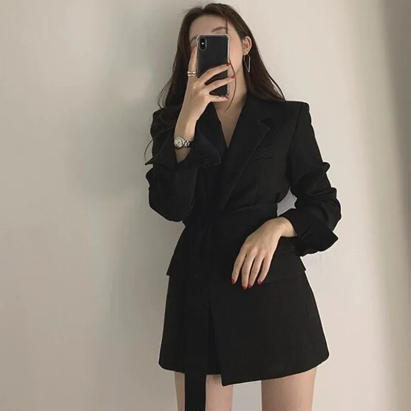 Versione coreana Blazer piccolo nero primavera autunno nuovo vestito Casual allentato tinta unita colletto su misura giacca da pendolarismo