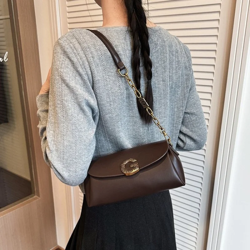 

High-End Women's Casual Leather Crossbody Bag Paris Fashionable Elegant Ladies Simple Vintage Messenger Handbag