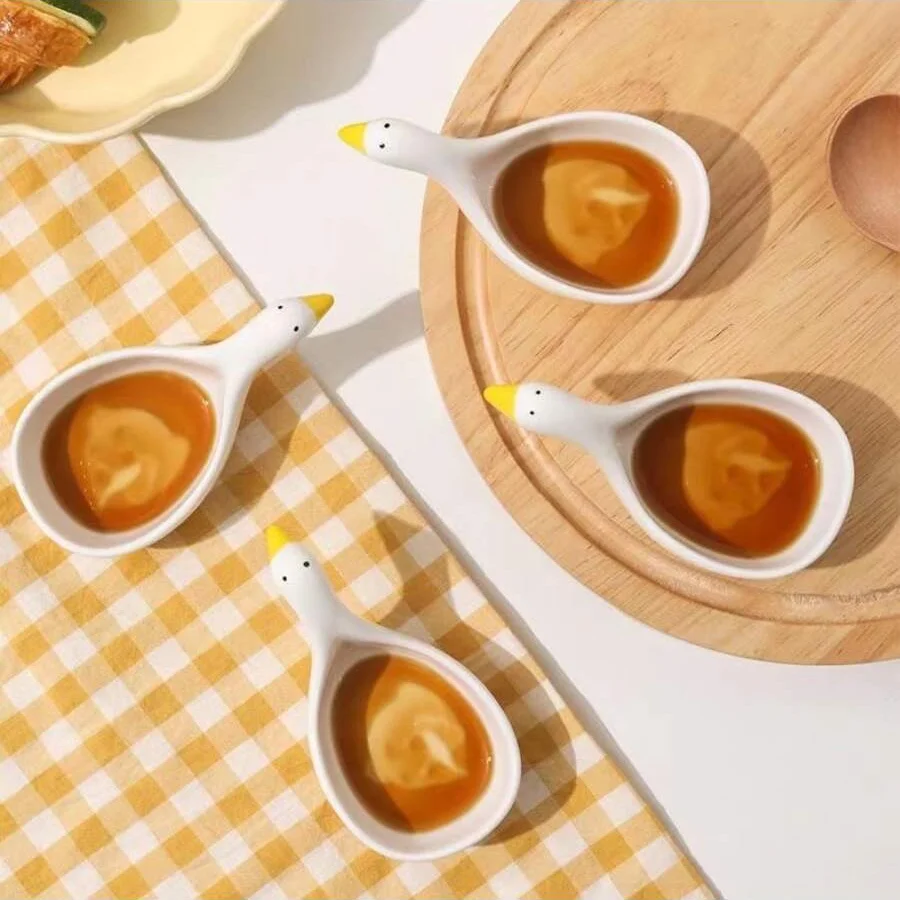 1pc Ceramic Sauce Plate Swan Shaped Seasoning Plate Kitchen Canteen Flavor Chili Mustard Salad Plate Hot Pot Dipping Plate