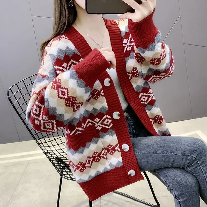 Jacquard Loose and Lazy Style Women\'s Cardigan 2024 Autumn New Style Western-style Outerwear Age Reducing Sweater Women\'s Jacket