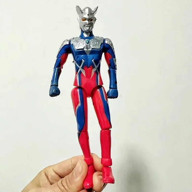 Hot 17cm Ultraman Toy Ark Zetad Delta Sky Claw Collectible Trendy Figures Shf Beria Jeddija Dekaterica Collectible Ornament Gift