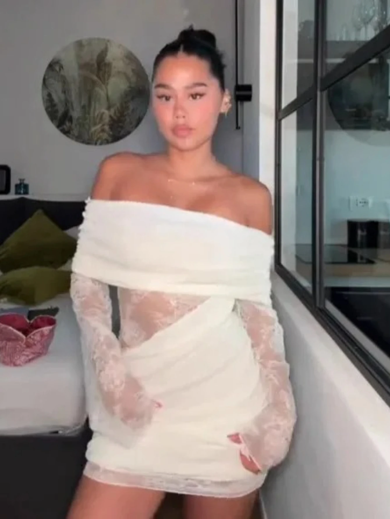 

Осеннее женское платье с длинными рукавами, трикотажное платье с кружевными рукавами, элегантное мини-платье с открытыми плечами, клубное вечернее платье, пляжная одежда