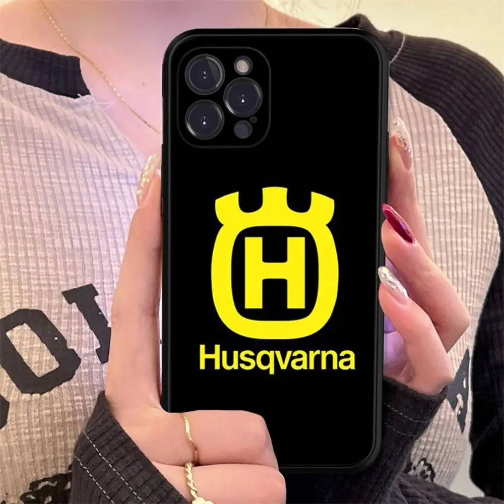 H-Husqvarnas Handyhülle für iPhone 17 16 15 14 13 12 11 Pro Max Plus Mini Silikon Schwarze Schutzhülle – Detail 11