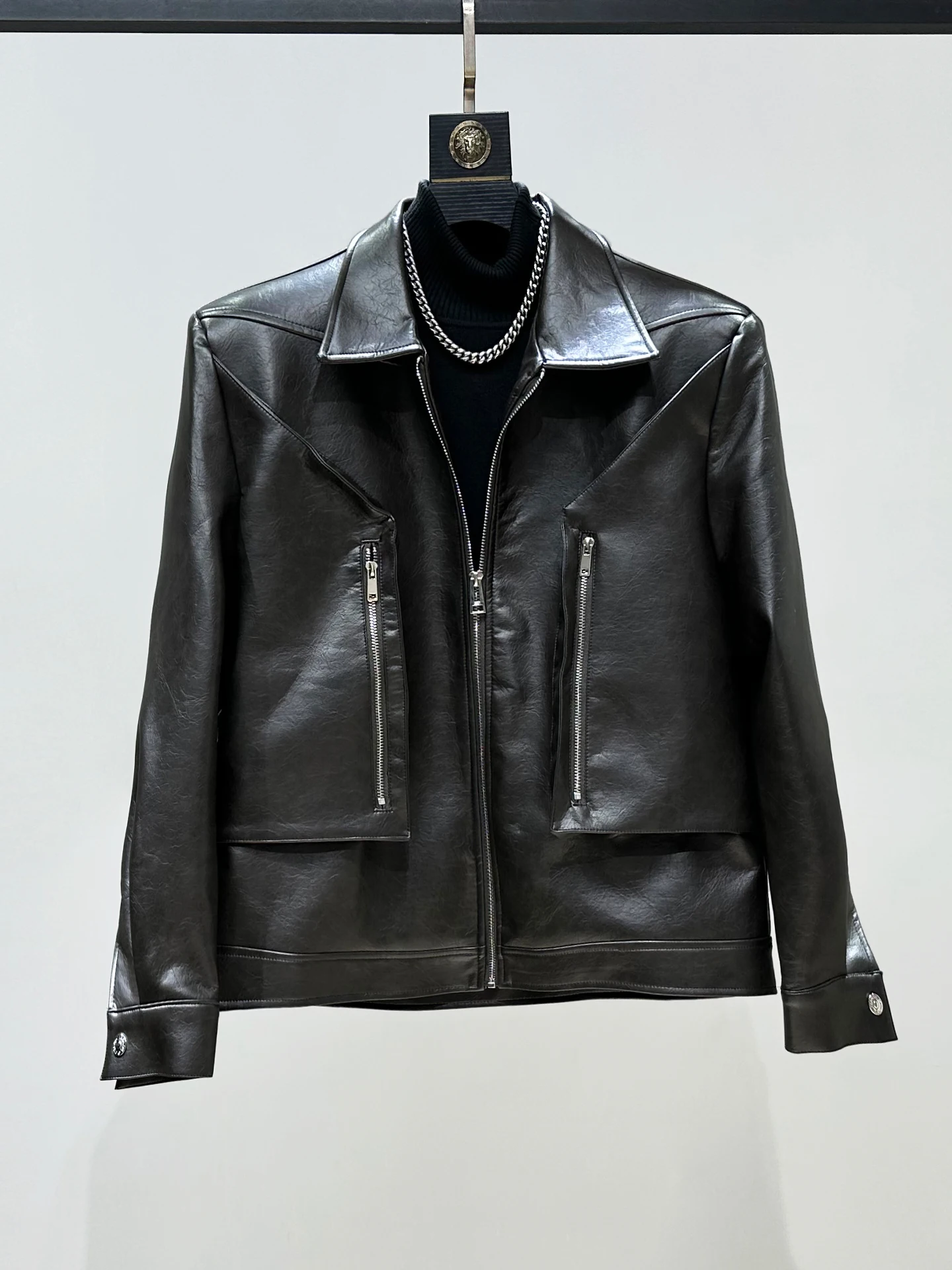 

Original New Sle Men's PU Leather Jaet with Large 3D kets Faionable And Haome Casual Loose Fit Autumn Outerwear