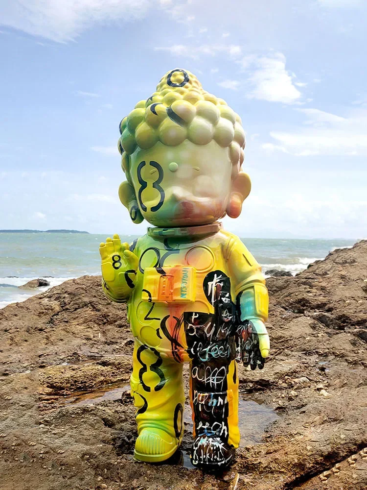 Nordic Home Decor Buddha Statue Room Decor Resin Craft Astronaut Sculpture Home Accessories Decorative Buddhas Figures Figurine