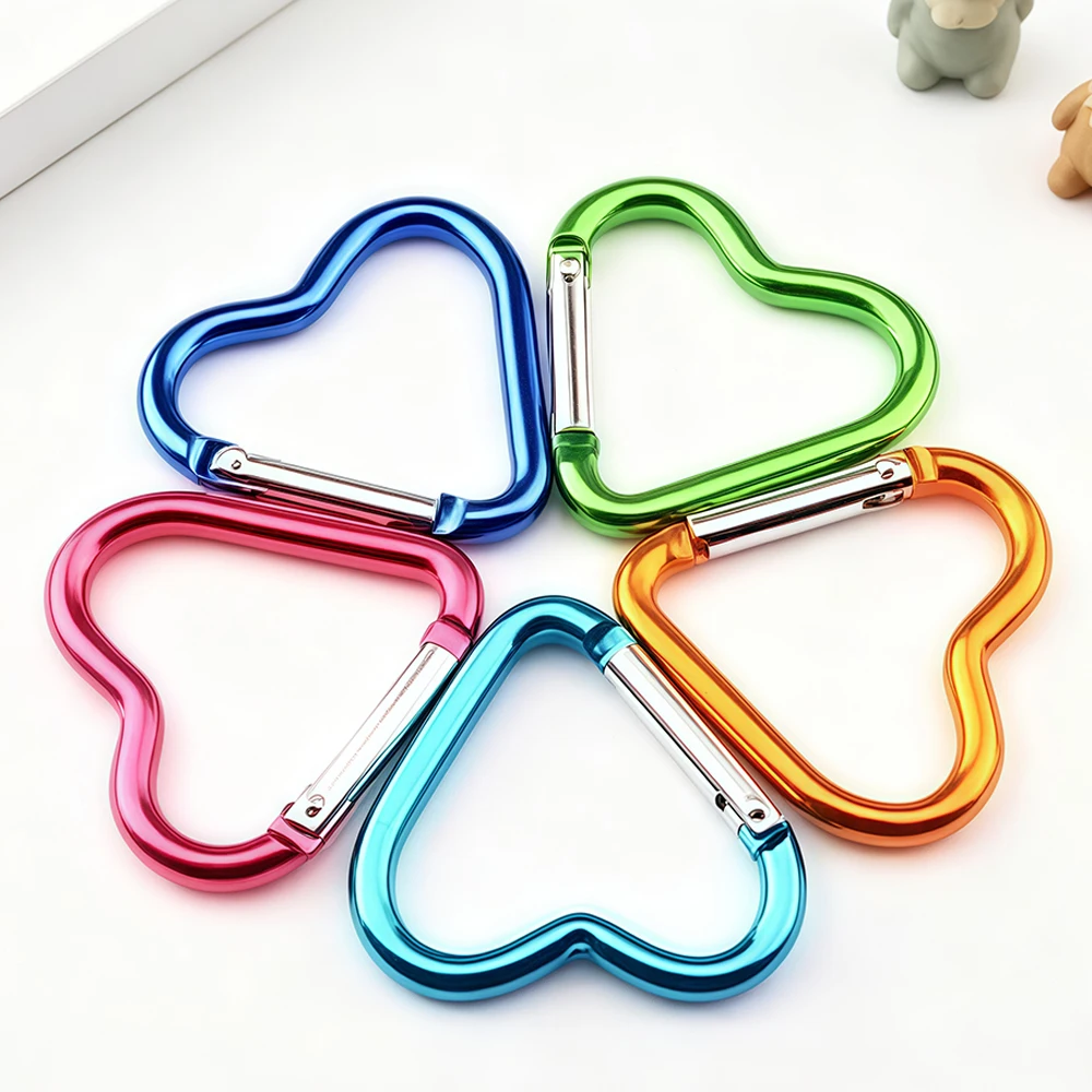 5 pçs atacado em forma de coração mosquetão de metal chaveiro mosquetão ao ar livre chaveiro fivela multi kit viagem gancho pendurado chaveiro