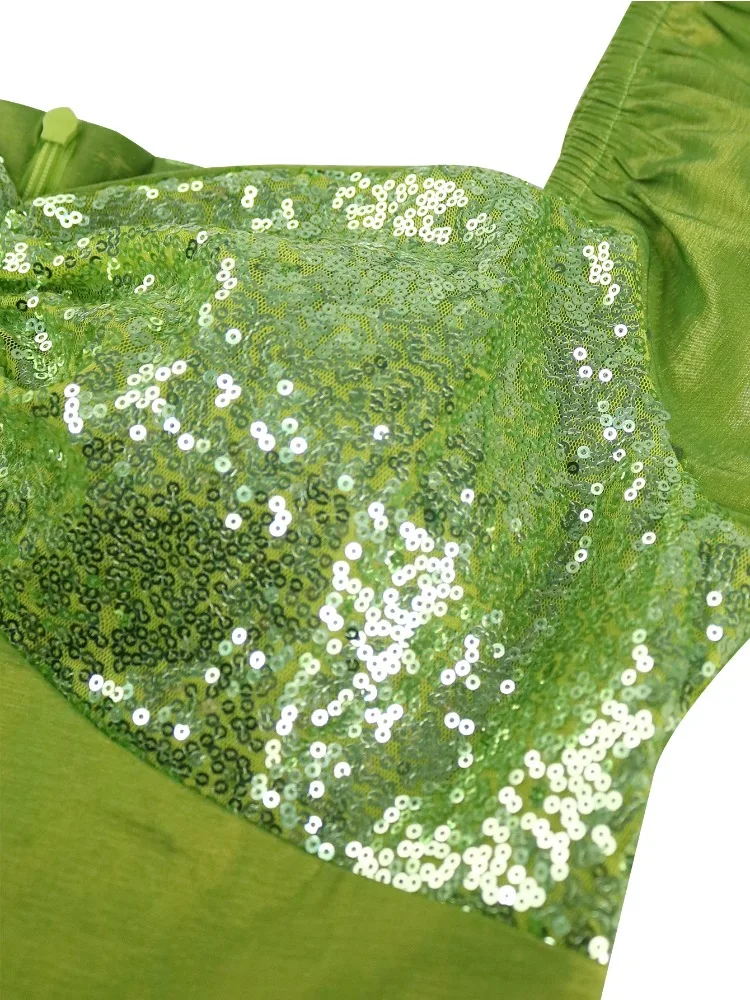 فستان نسائي من الساتان ميدي مثير برقبة مربعة وأكمام منتفخة مزين بالترتر وحاشية مكشكشة مناسبة للحفلات المسائية