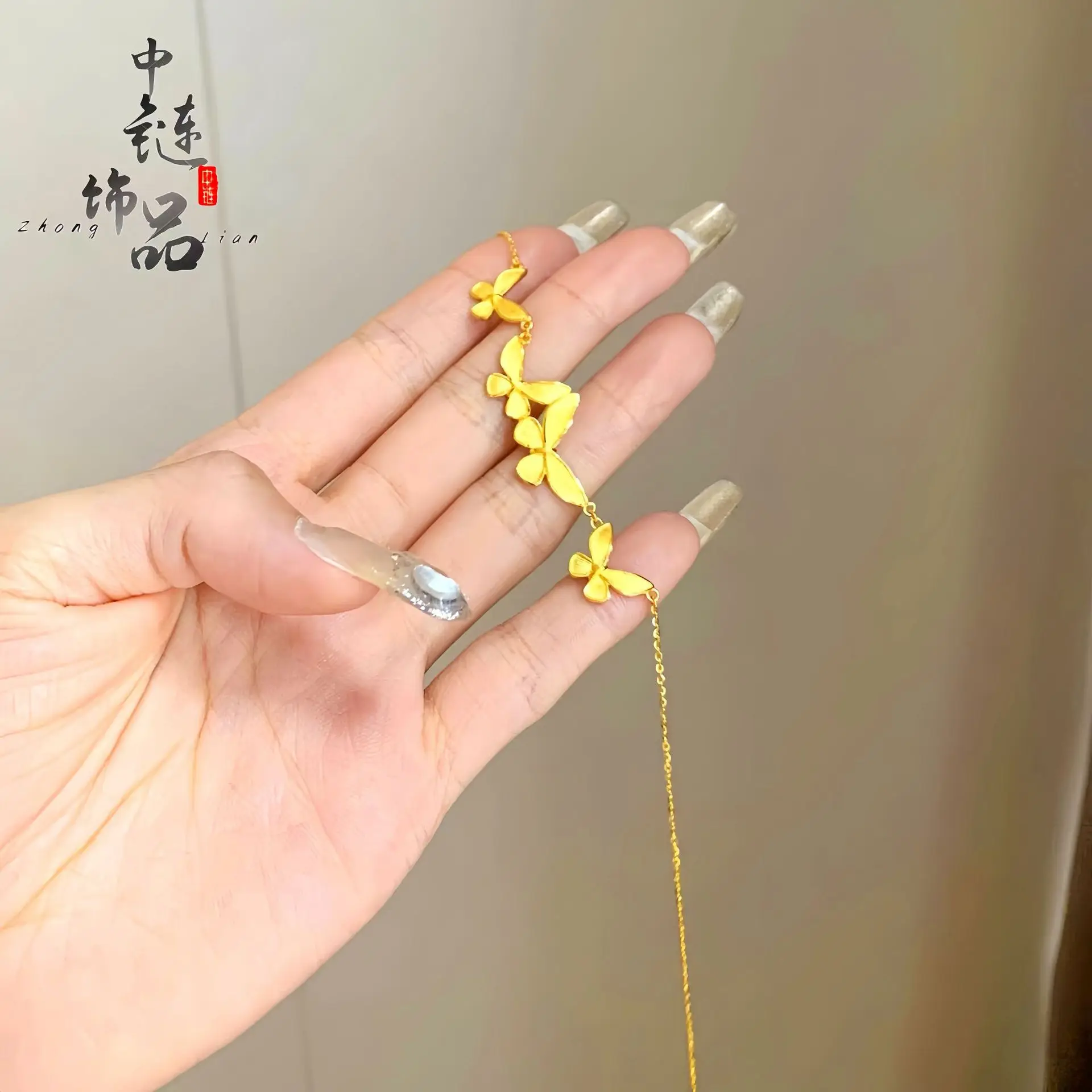 9999 gold butterfly necklace - fashionable and versatile women's butterfly-shaped collar chain for live streaming