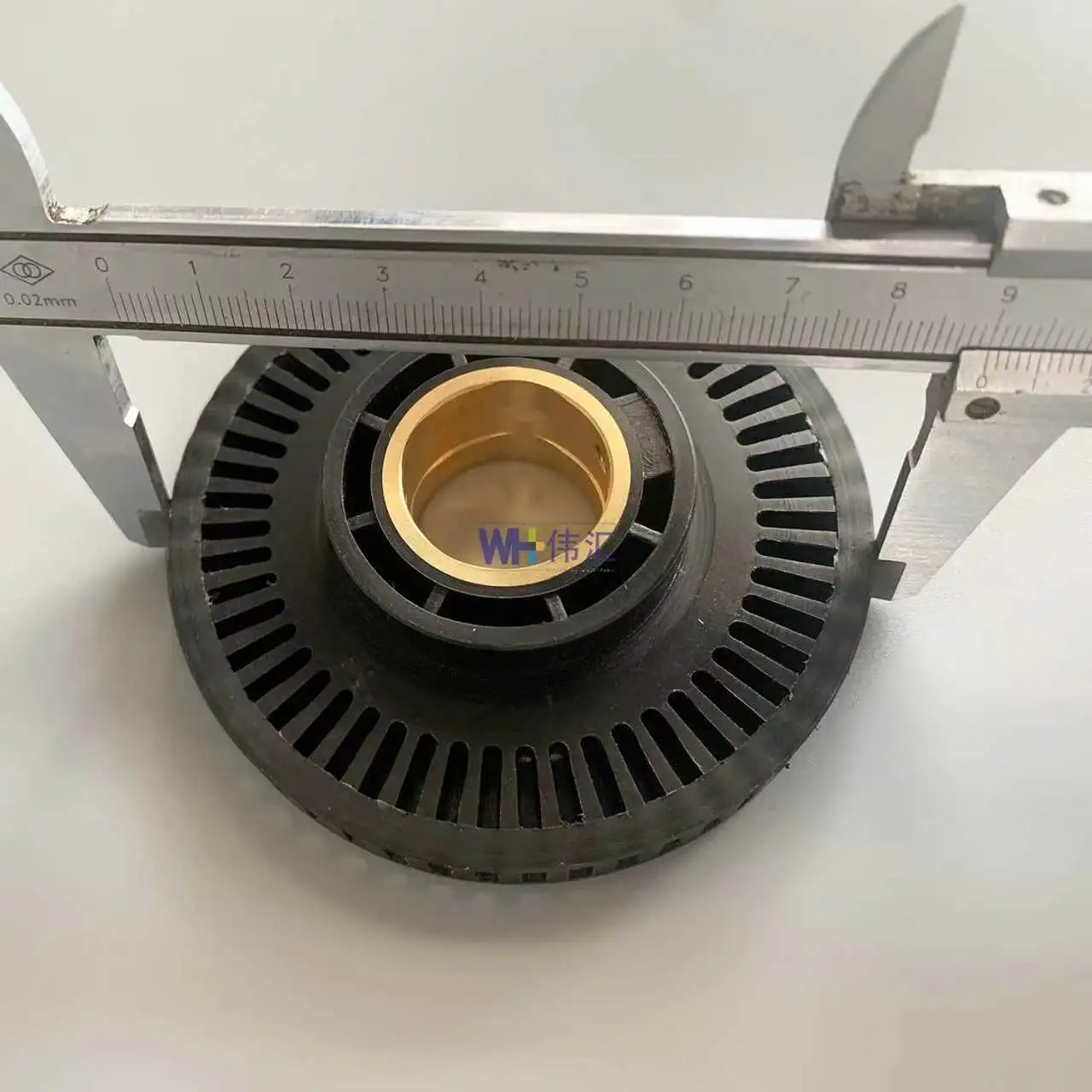 

Good Quality CD102 Paper Receiver Suction Wheel 93.526.353 Printing Machinery For Heidelberg SM102 Speed Slow Down Sucker Wheel