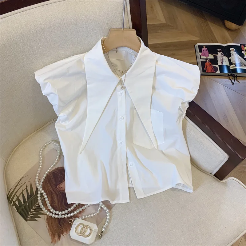 

Design sense niche bubble sleeve shirt female summer 2024 unique and chic western style pleated button lapel sleeveless shirt